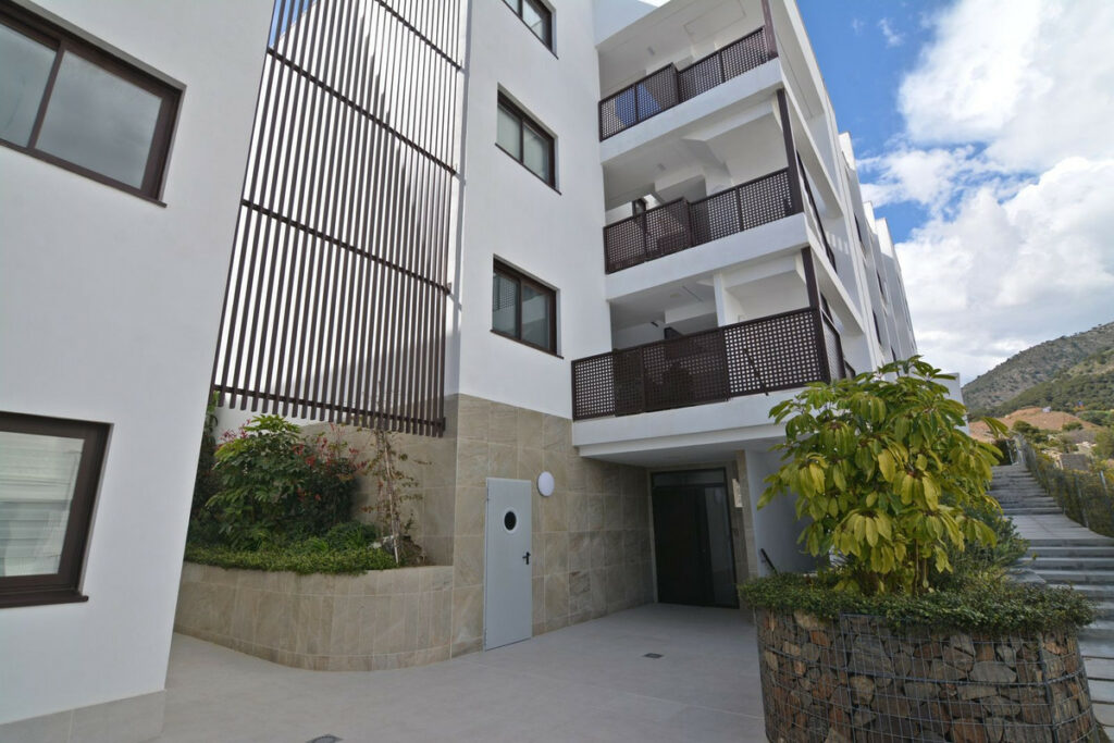 Property in Fuengirola — photo 37