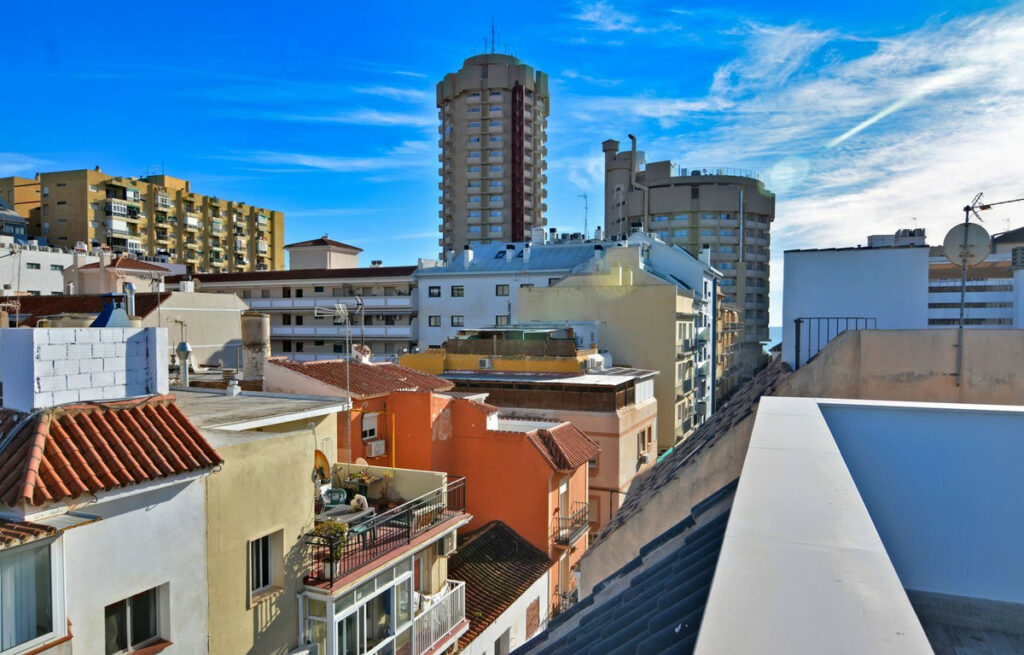 Property in Fuengirola — photo 4