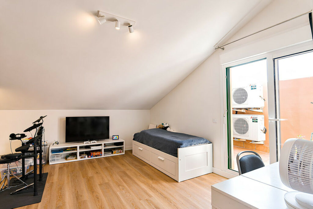 Property in Torreblanca — photo 22