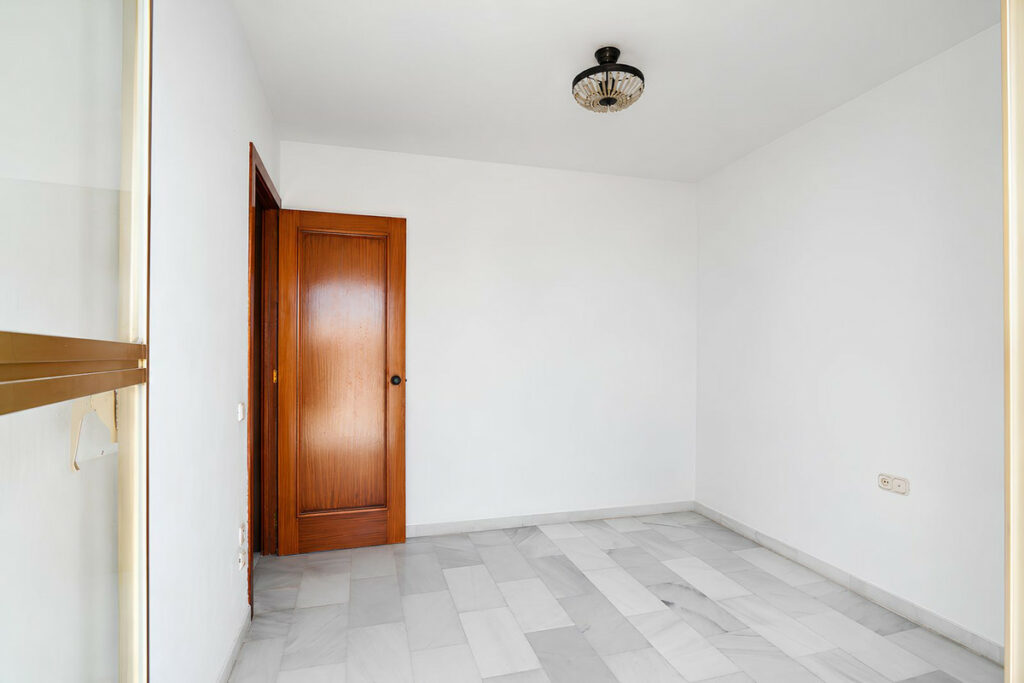 Property in Fuengirola — photo 14