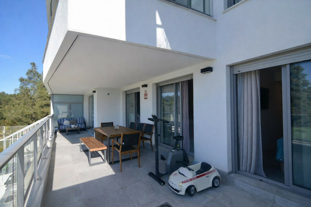 Property in El Chaparral — photo 10