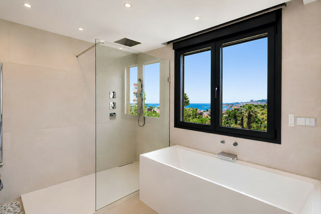 Property in Torreblanca — photo 22