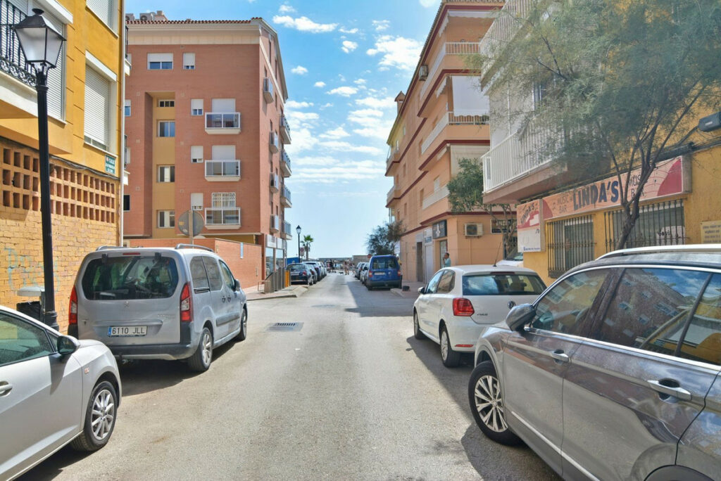 Property in Fuengirola — photo 3