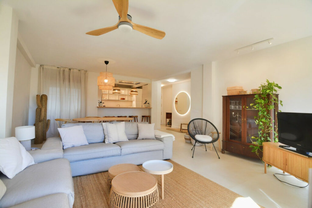 Property in Fuengirola — photo 21