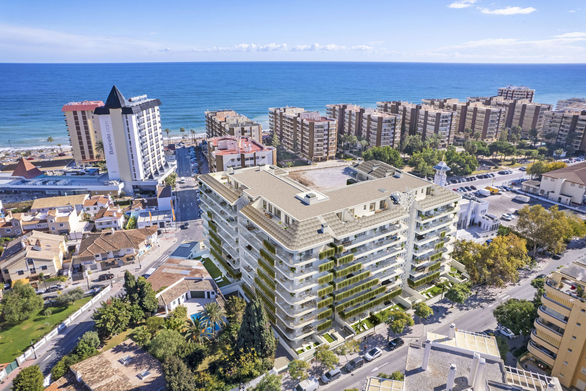 Property in Fuengirola — photo 1