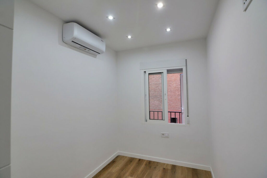 Property in Fuengirola — photo 17