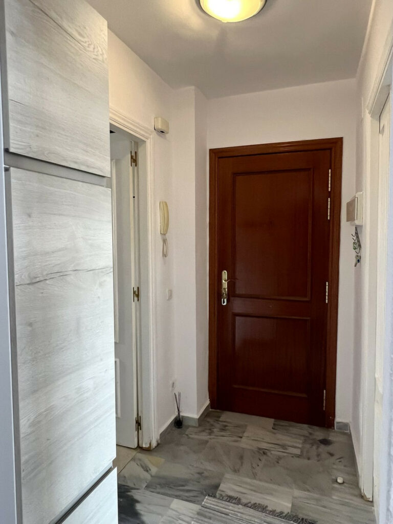 Apartment – Middle Floor Apartment in Riviera del Sol — photo 10