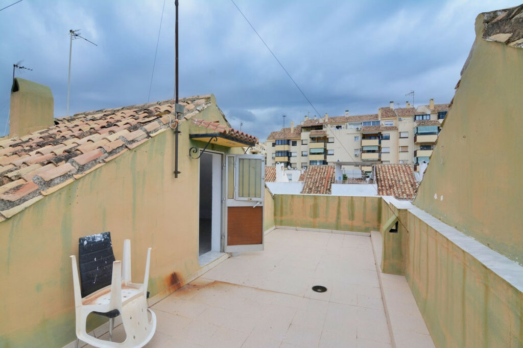 Property in Fuengirola — photo 25