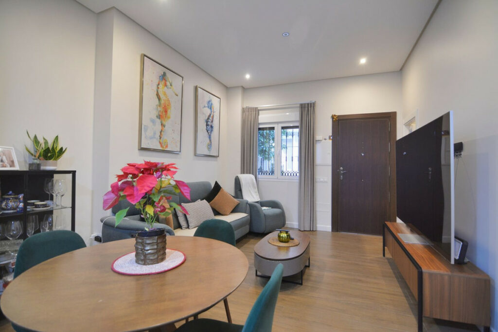 Property in Fuengirola — photo 2