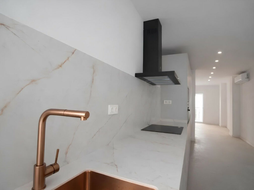 Property in Fuengirola — photo 9