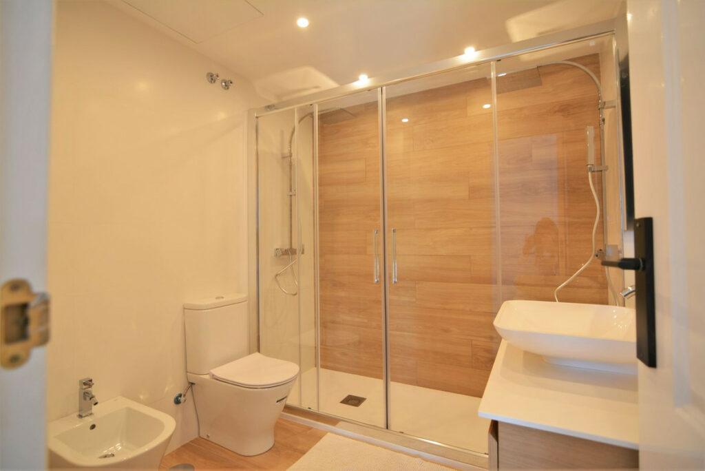 Property in Fuengirola — photo 9
