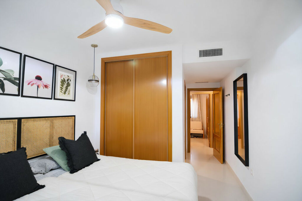 Property in Fuengirola — photo 13