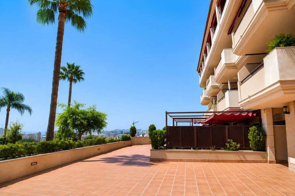 Property in Fuengirola — photo 34