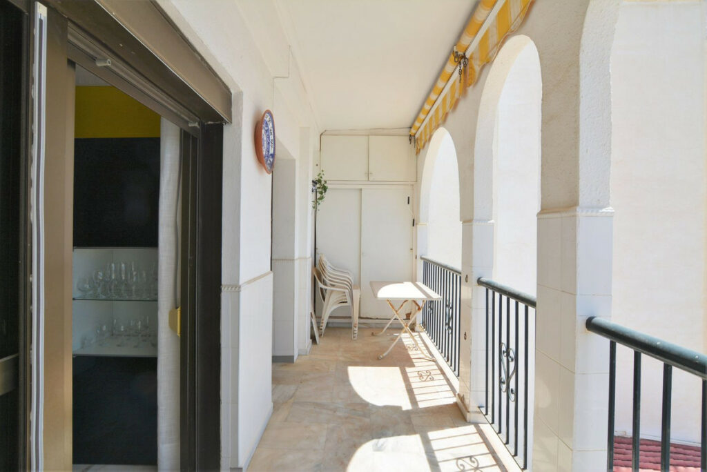 Property in Fuengirola — photo 3