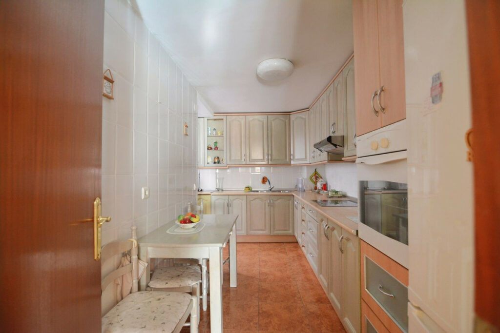Property in Las Lagunas — photo 13