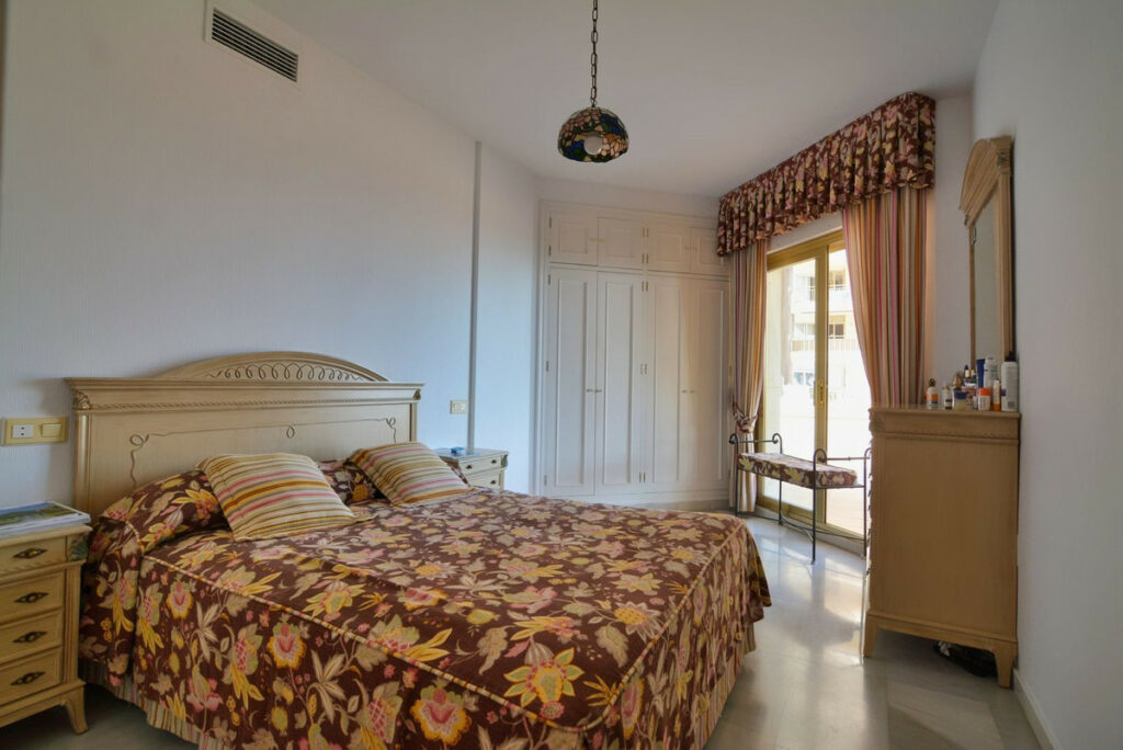Property in Fuengirola — photo 14