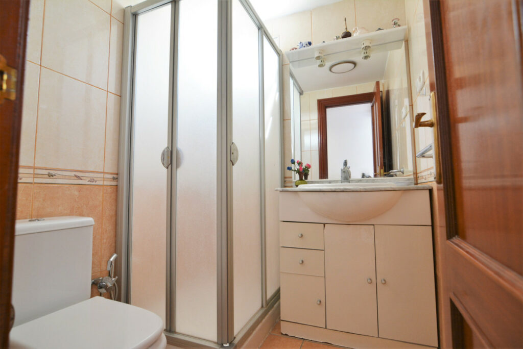 Property in Fuengirola — photo 16