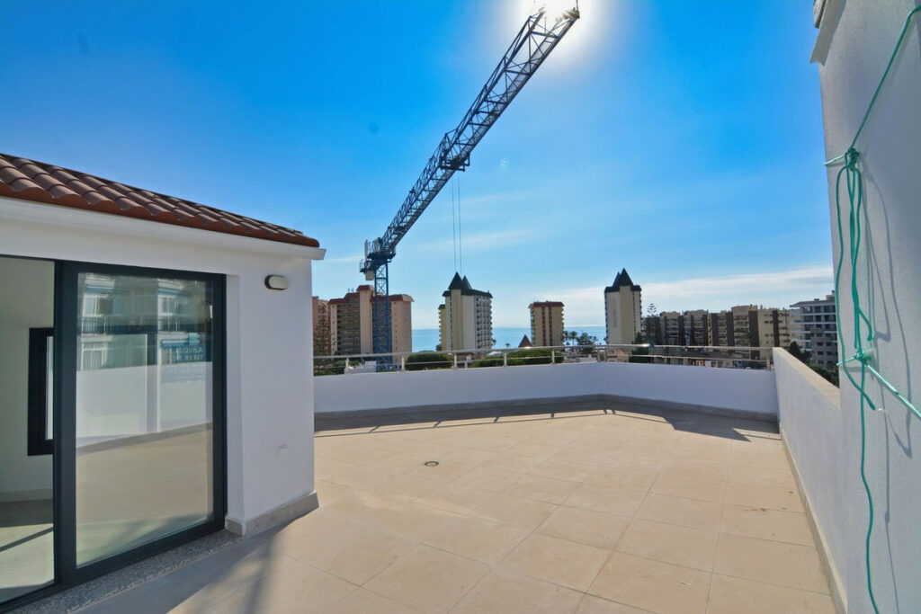 Property in Fuengirola — photo 19