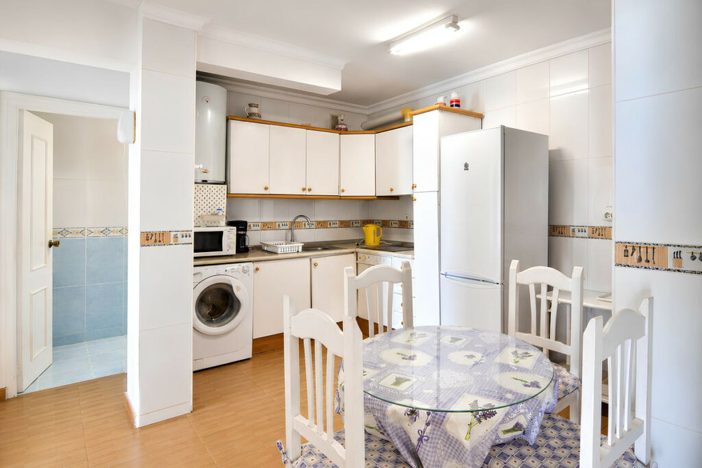Property in Fuengirola — photo 18
