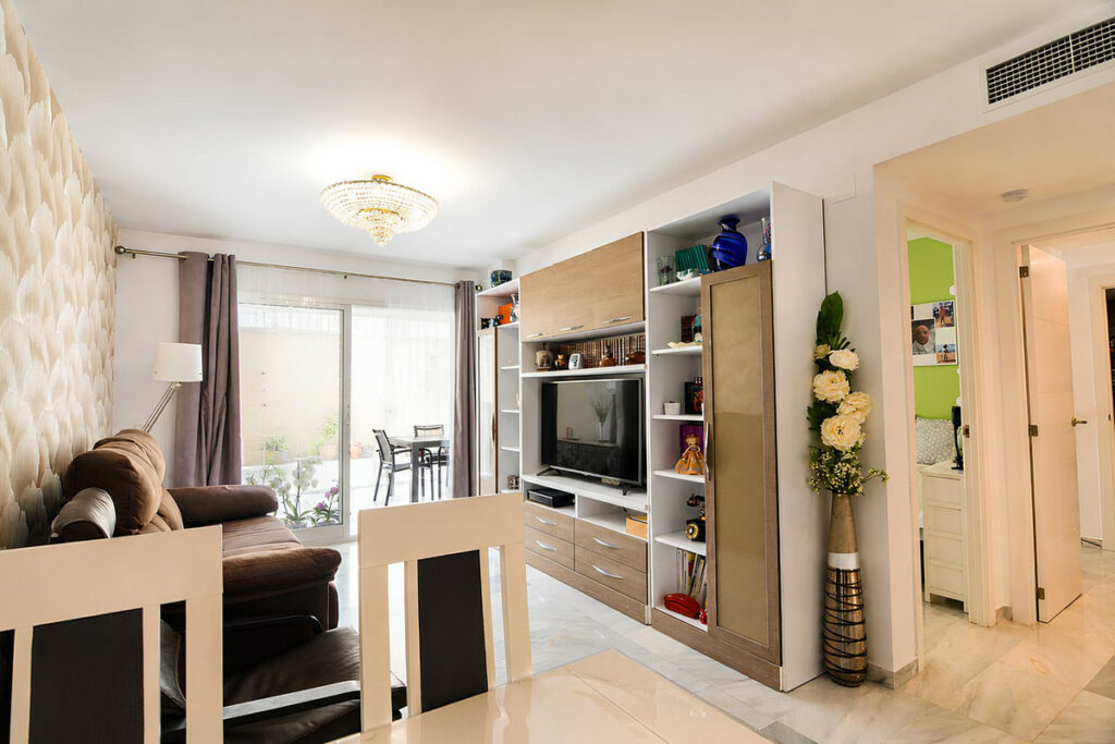 Property in Fuengirola — photo 12