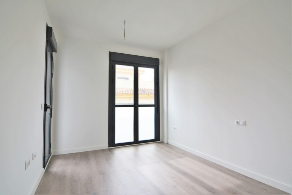 Property in Fuengirola — photo 9