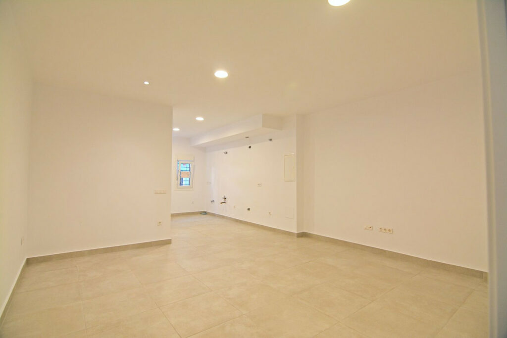 Property in Fuengirola — photo 3