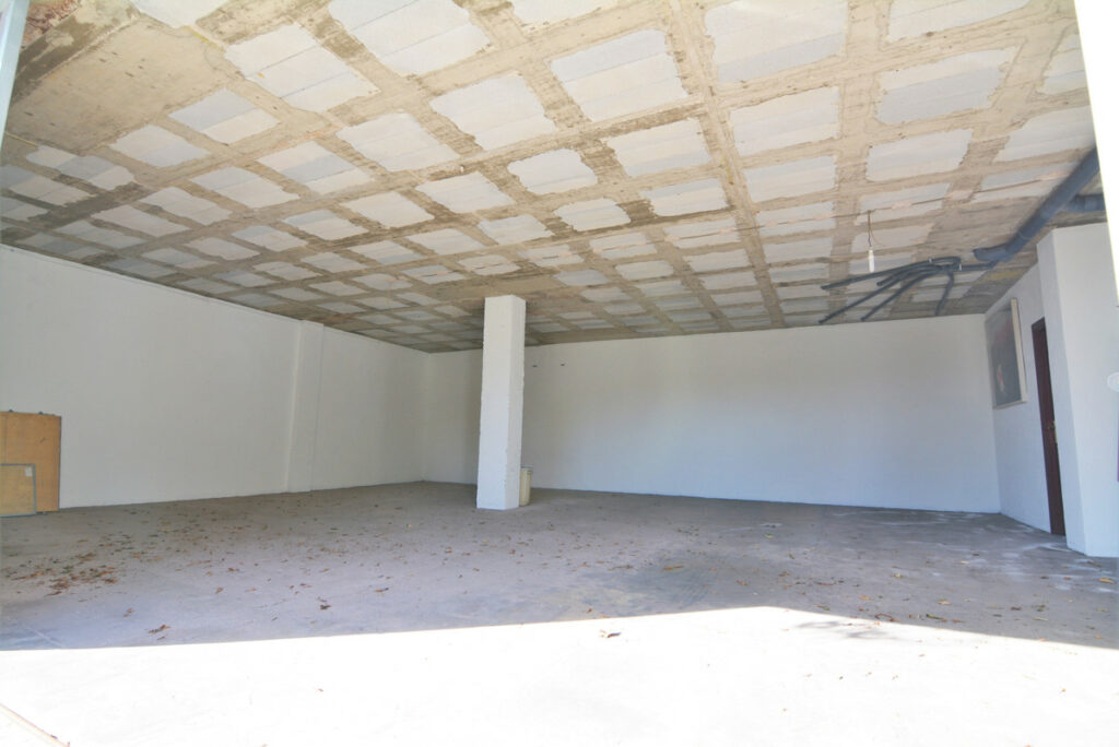 Property in El Coto — photo 31
