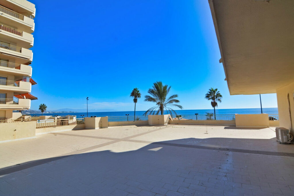 Property in Fuengirola — photo 39