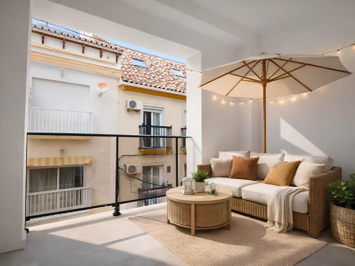 Property in Fuengirola — photo 1