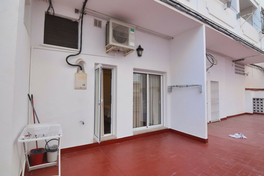 Property in Fuengirola — photo 6