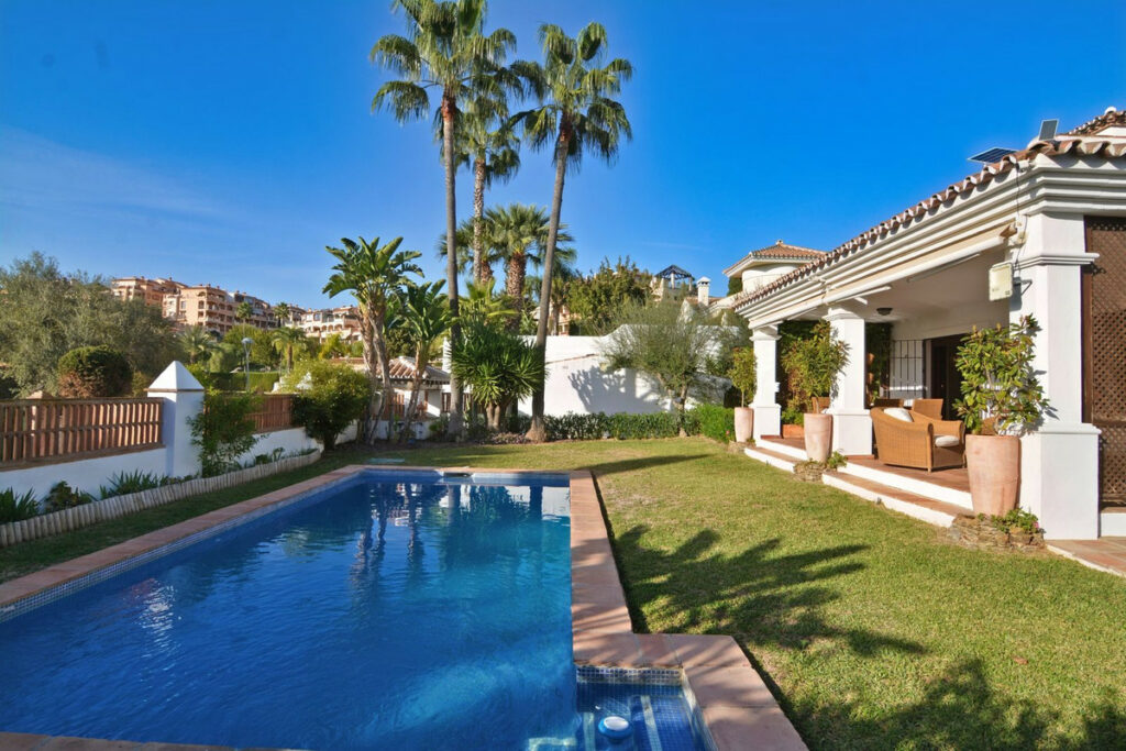 Property in Mijas Golf — photo 3