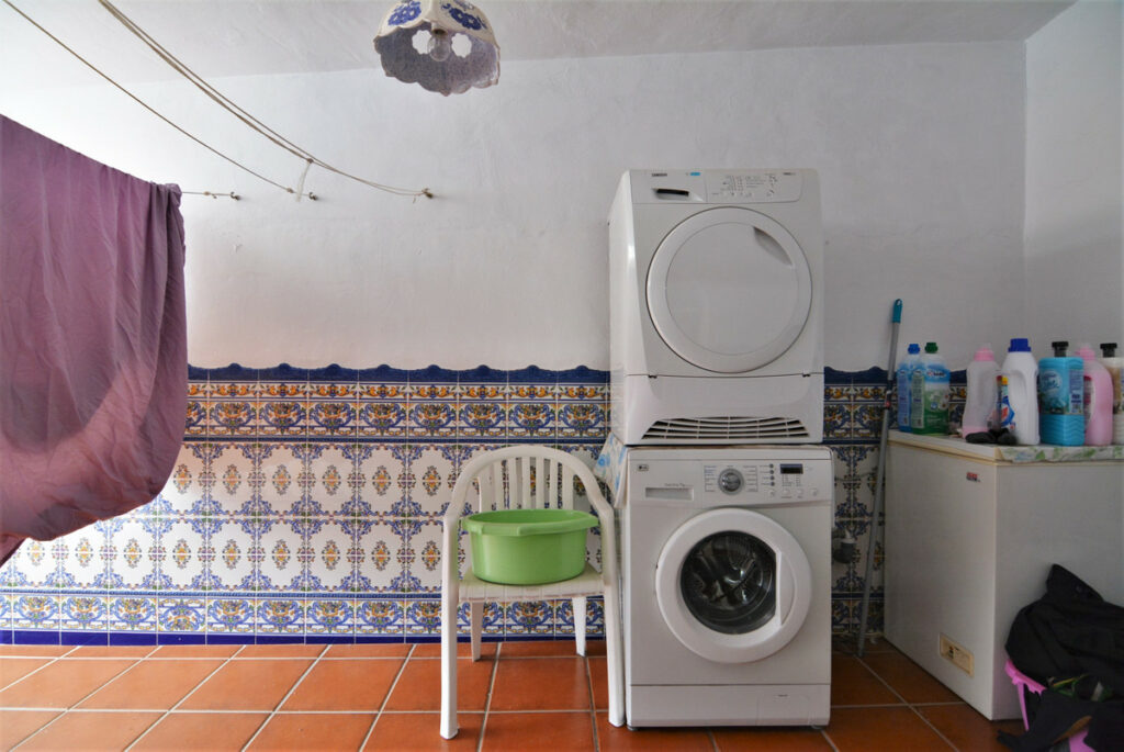 Property in Fuengirola — photo 21