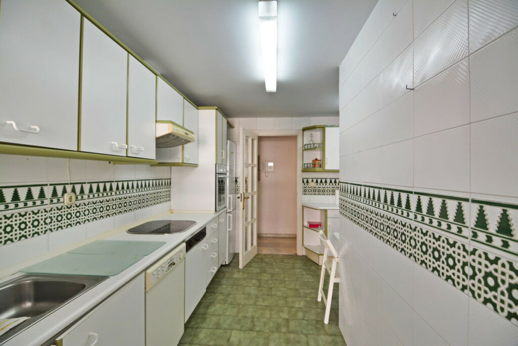 Property in Fuengirola — photo 10