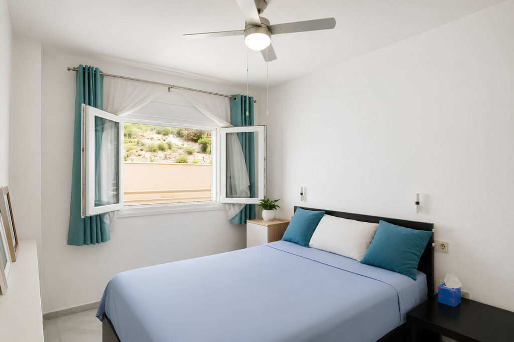 Property in Fuengirola — photo 12