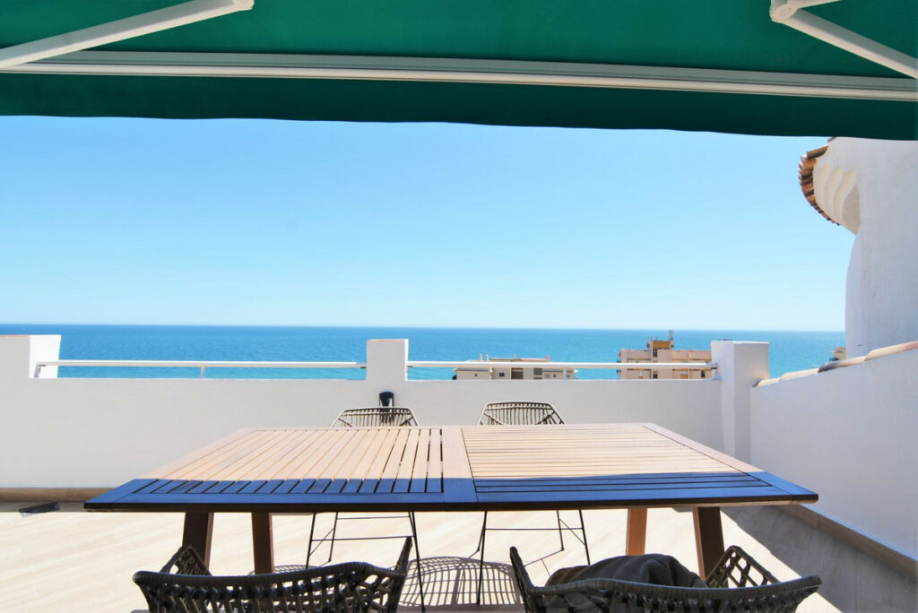 Property in Fuengirola — photo 16