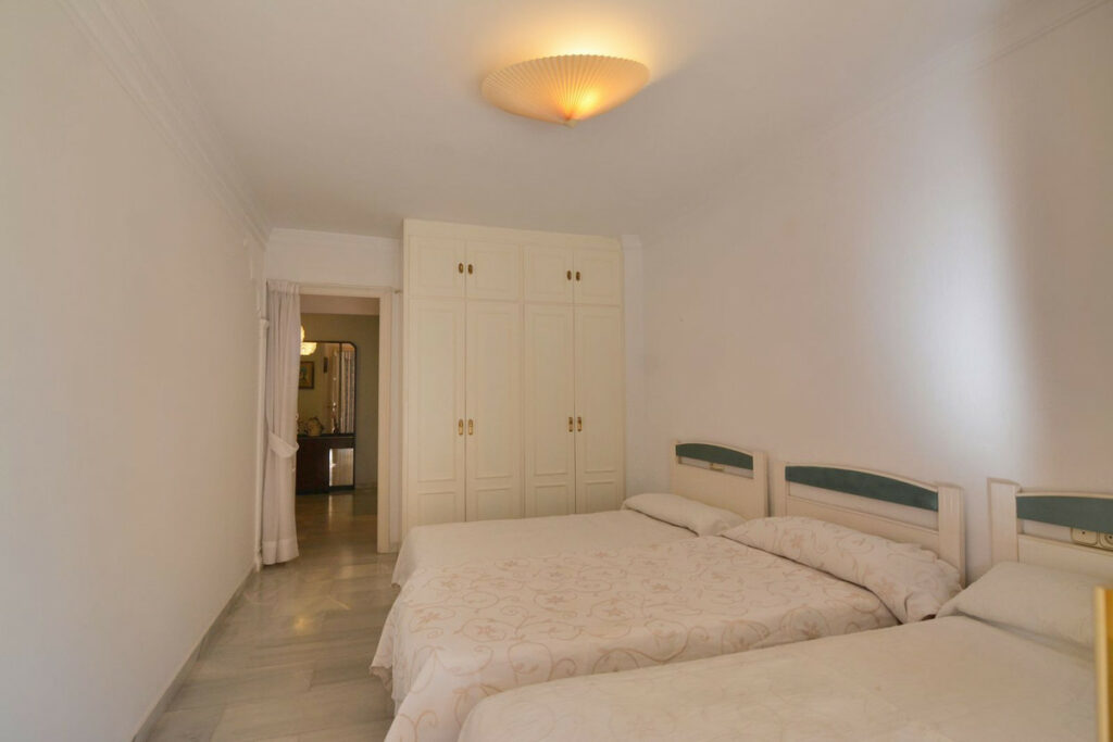 Property in Fuengirola — photo 18