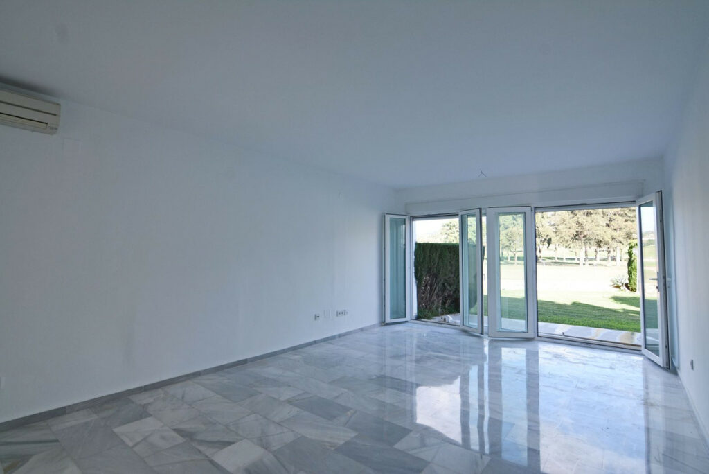 Property in Mijas Golf — photo 5