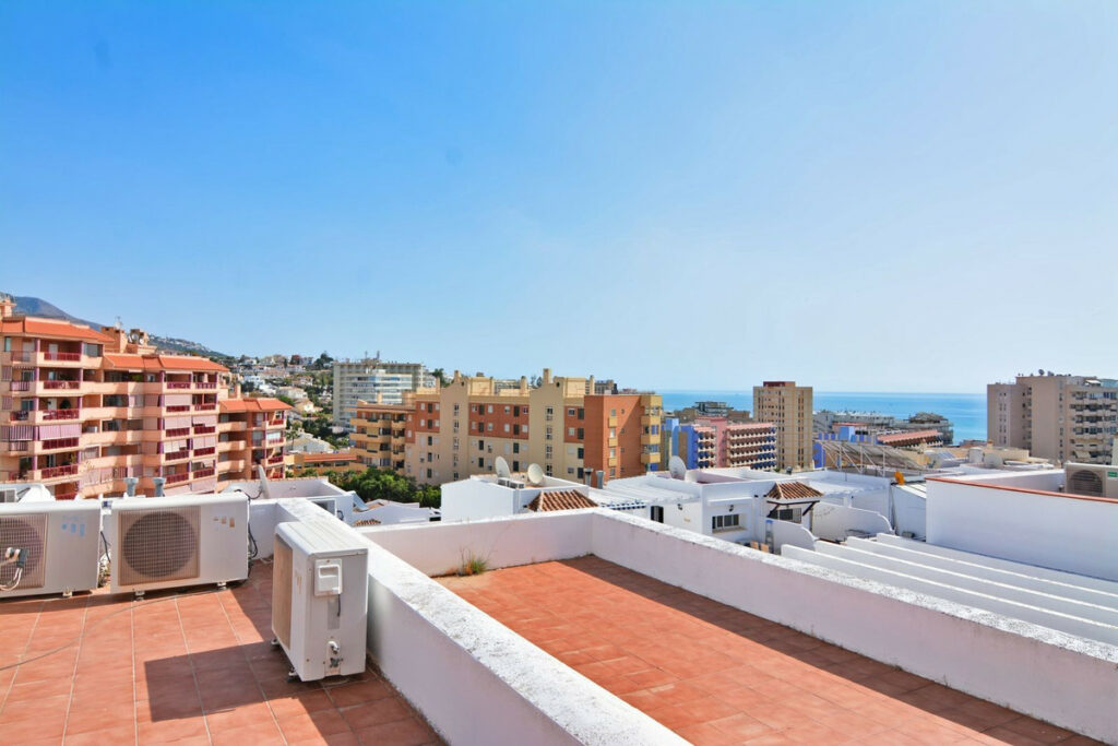 Property in Fuengirola — photo 1