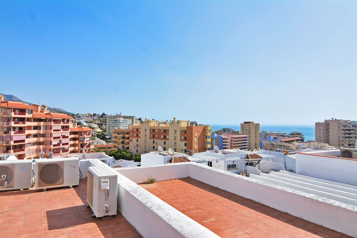Property in Fuengirola — photo 1