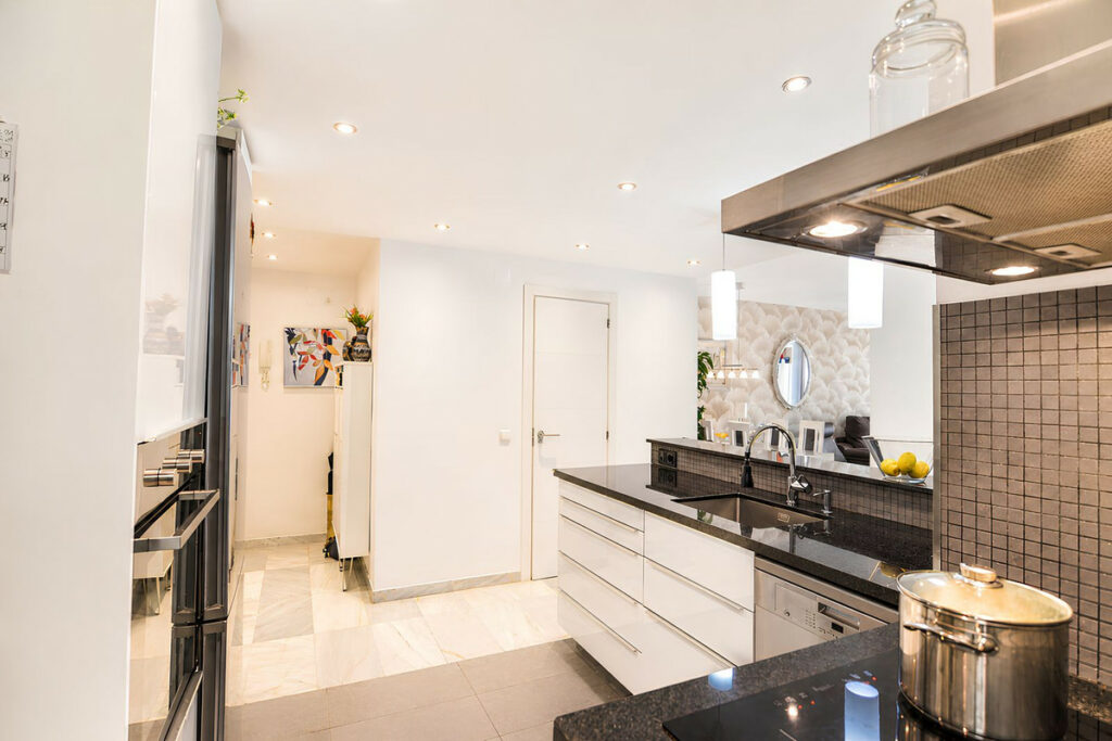 Property in Fuengirola — photo 15