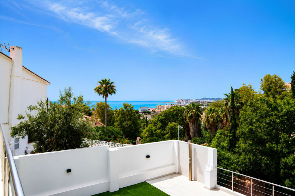 Property in Torreblanca — photo 45
