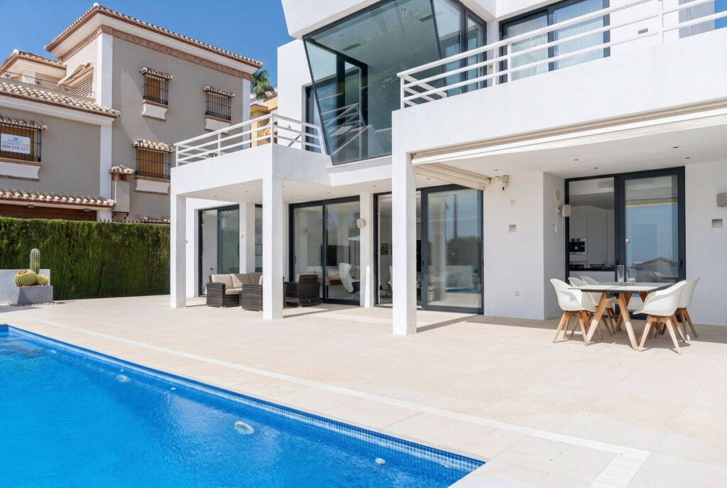 House – Detached Villa in La Cala de Mijas — photo 7