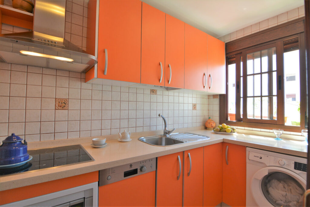 Property in Fuengirola — photo 5