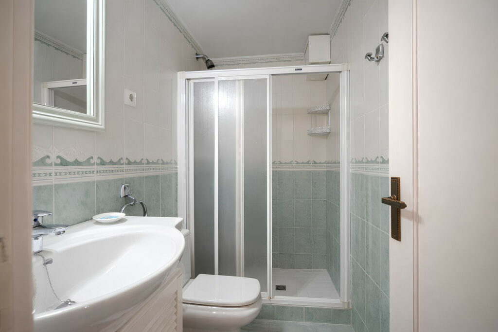 Property in Fuengirola — photo 17