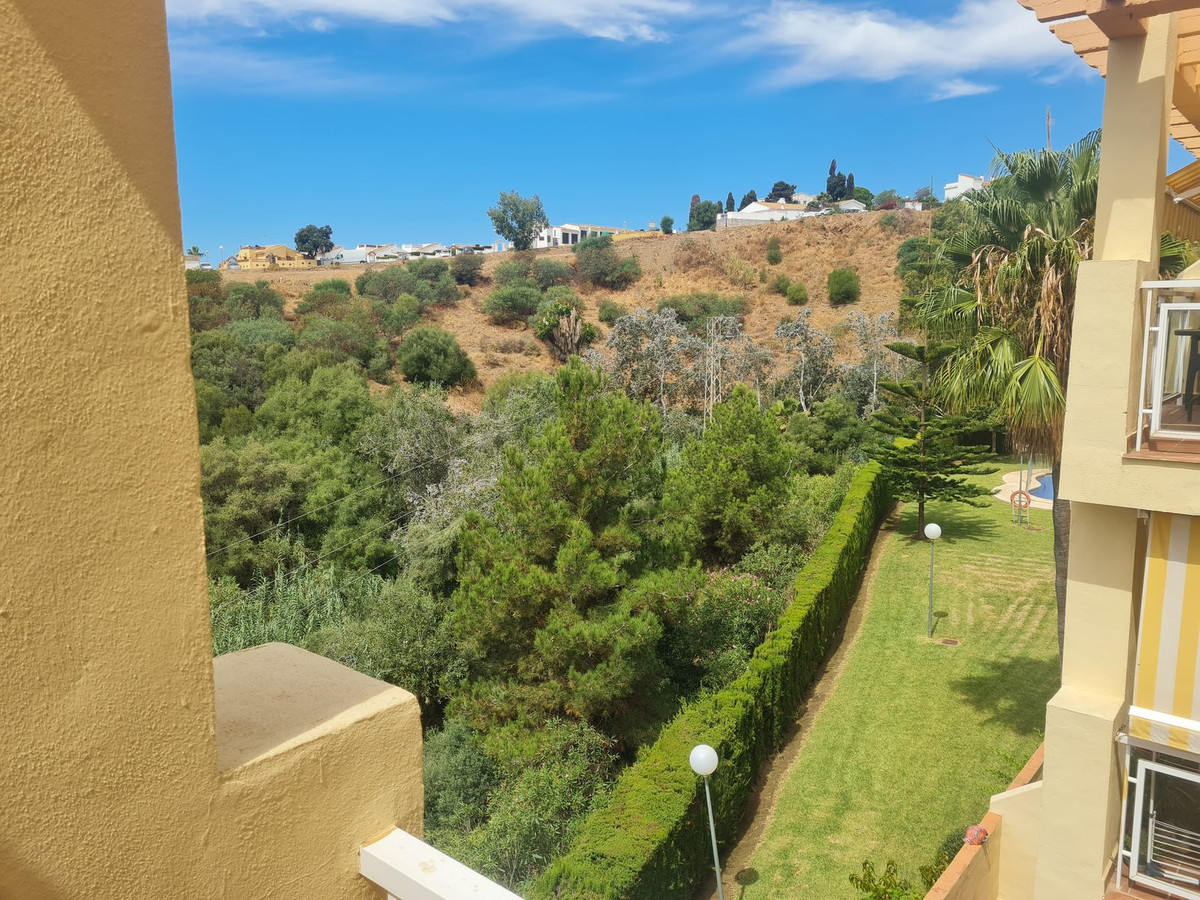 Apartment – Middle Floor Apartment in Mijas Costa — photo 1