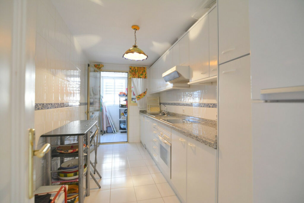 Property in Fuengirola — photo 9