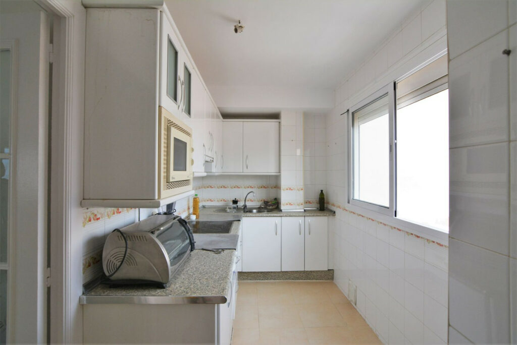 Property in Fuengirola — photo 9
