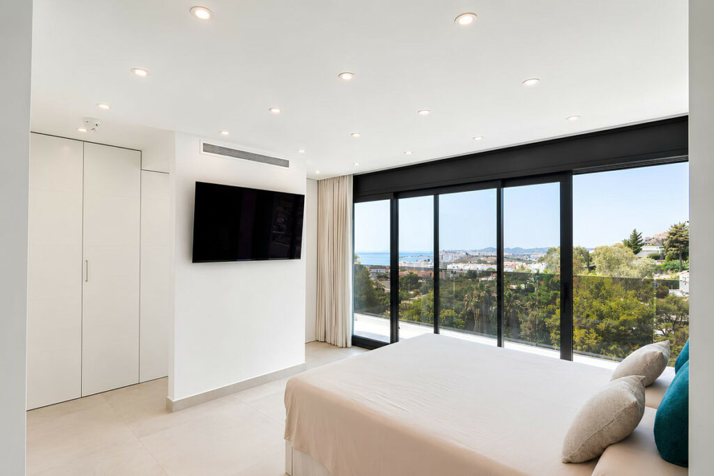 Property in Torreblanca — photo 17
