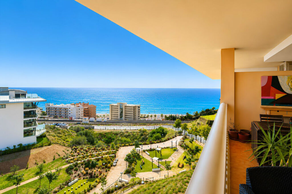Property in Fuengirola — photo 6
