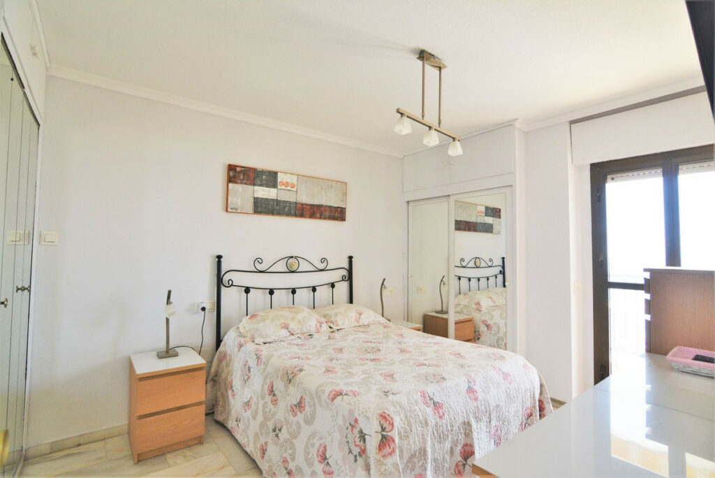 Property in Fuengirola — photo 9